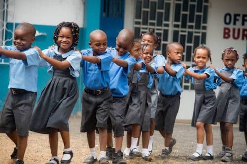 Rentrée scolaire 2025-2026 : la CNPS offre 54 000 FCFA par enfant aux parents